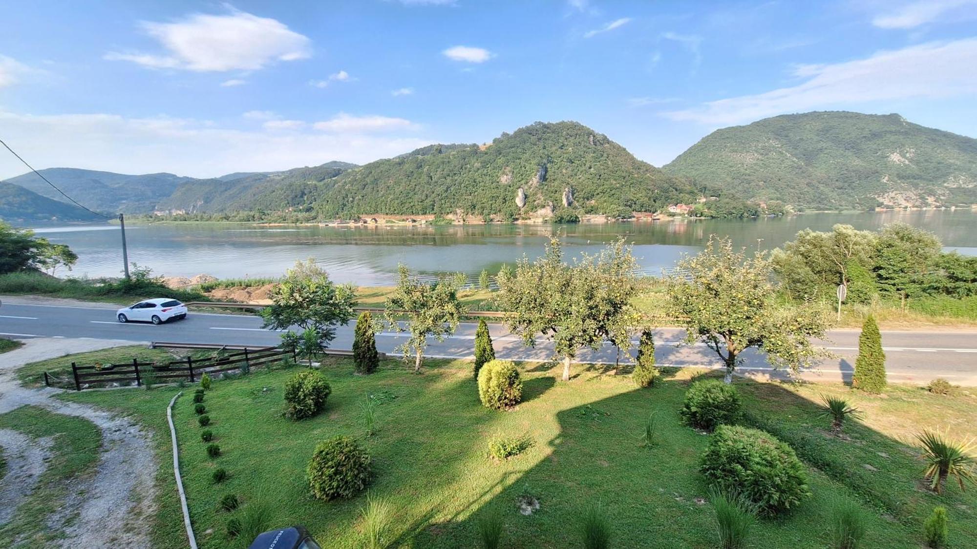 Dijanin Konak Zvornik Esterno foto